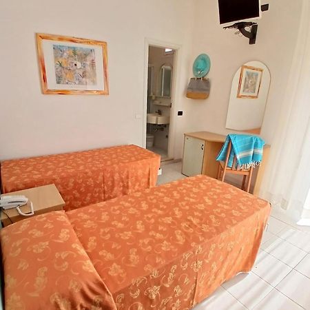 Hotel Garden Bellaria-Igea Marina Exterior foto